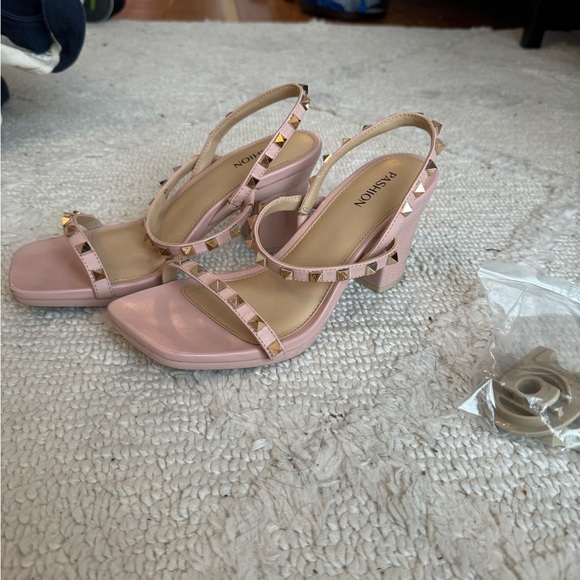 Pashion Footwear Shoes - Pashion Miranda taupe shoe with gold stud